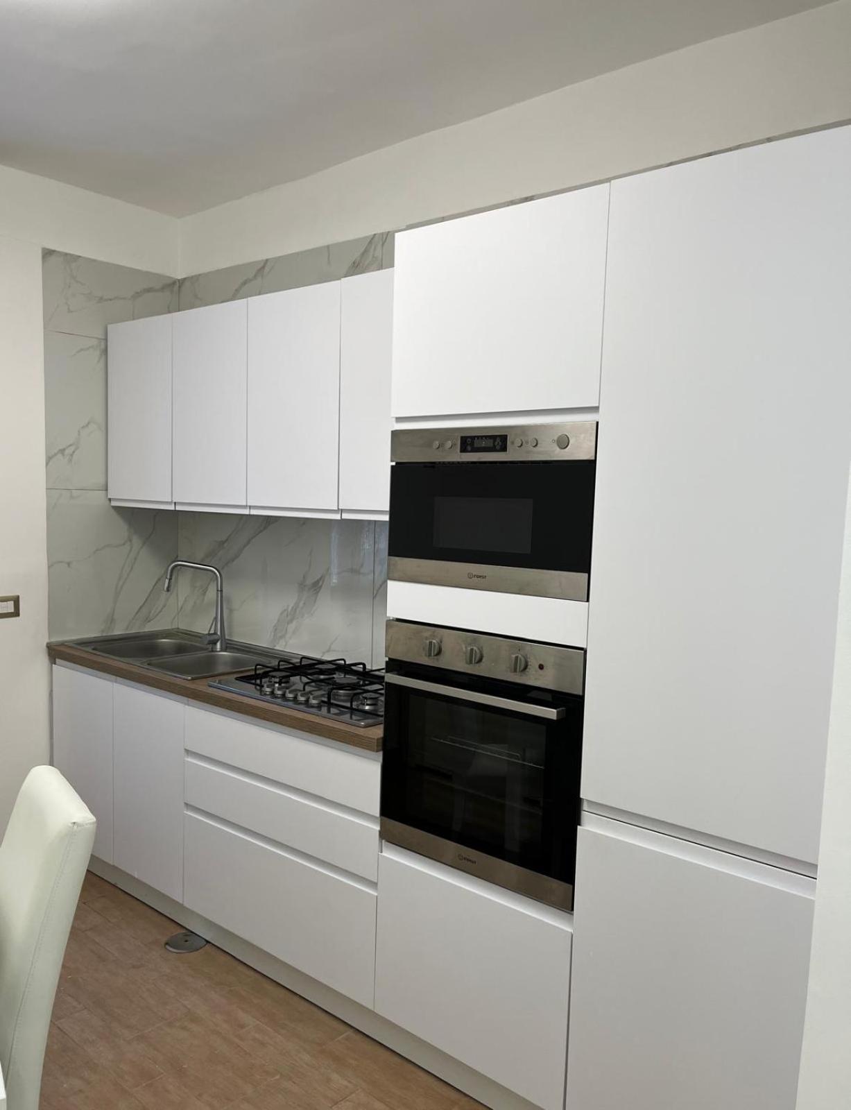 Avernus House Holiday home *